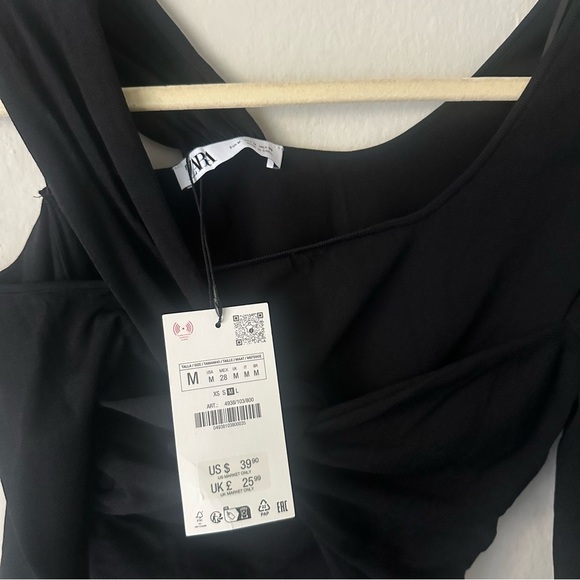 Zara CUT-OUT KNIT TOP Long Sleeve in Black Size Medium NWT - Picture 6 of 9